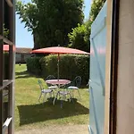 Pigeonnier Du Rau Avec Parc Et Piscine 1-0 *