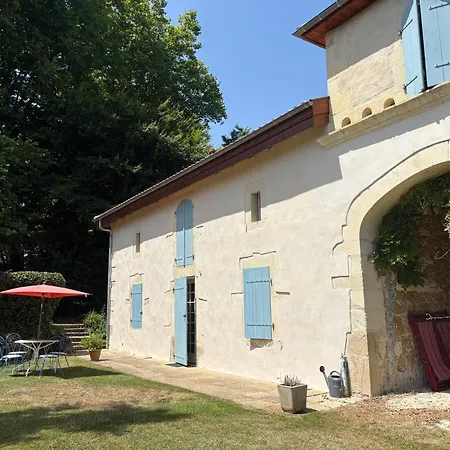 Сasa de vacaciones Pigeonnier Du Rau Avec Parc Et Piscine 1-0 *